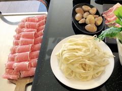 -鼎盛山海火锅(北戴河刘庄夜市老虎石浴场店)