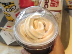 咸蛋黄黑咖啡-麦当劳(南京文鼎广场店)