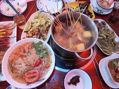 -老何太太鹤岗小串·团建聚餐(龙华店)