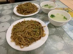 -桥乡缘过桥米线(胜利街店)