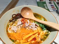 -百春原湖南牛肉粉(百联世纪店)