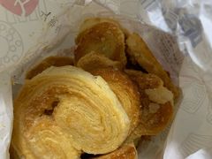 蝴蝶酥-上海哈尔滨食品厂(汇联商厦店)