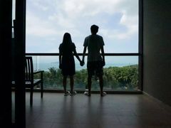 -三亚湾海居铂尔曼度假酒店