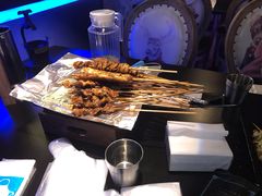 -西街夜油条·麻团包乌饭