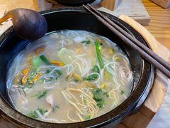 -勺子米线·云南传统小吃市集(四方街店)