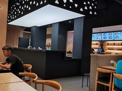 大堂-苗乡米线(建军路店)