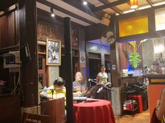-Dash Teak House