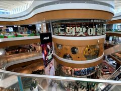 -深圳来福士广场