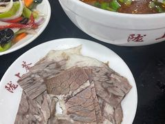 -陇上全荟兰州传统牛肉面(延吉路店)