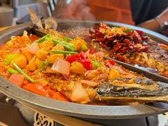 -鸣记脆皮烤鱼·海鲜烤鱼(三八广场店)