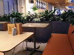 大堂-老乡鸡(上海白玉兰广场店)