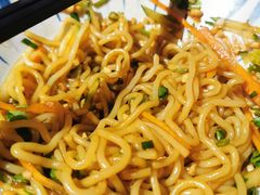 -喃喃椰·糟粕醋·椰子鸡火锅(七堡花园店)