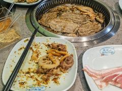 -金滏山烤肉·海鲜·火锅自助餐厅(襄阳万达店)