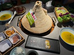 -花菇朵·云山雀 ll 野生菌锅·野果酸汤·精品滇菜(万柳店)