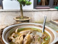 招牌竹林土鸡煲-听风阁农家私房菜茶楼(龙坞店)