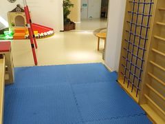 -绿城奇妙园双语日托(华茂悦峰园区)