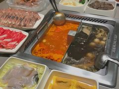 -海底捞火锅鲜切牛肉主题店(长寿路店)