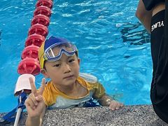 -阳光国际游泳培训基地