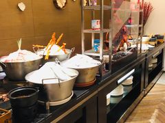 自助取餐区-都会尚膳·海鲜自助餐厅(重庆万豪酒店)