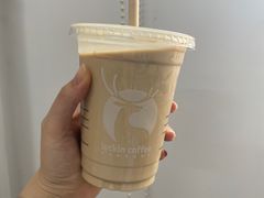-瑞幸咖啡(亿城国际中心店)