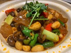 砂煲蹄筋-极致三川·厨房(N37天琴座店)