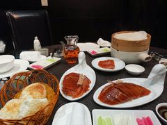 -金鸭季·臻品餐厅(欢乐海岸购物中心店)