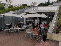 -UNI UNI(环亚凯瑟琳店)