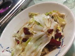 手撕包菜-昱龙大盆牛蛙馆(三兴街总店)