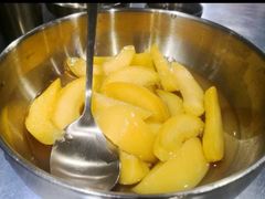 糖水黄桃-本炙炭烤·蒲烧活鳗料理店(金沙洲店)