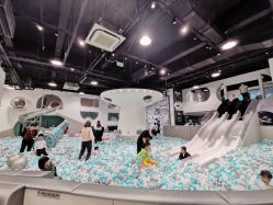 -MINI MARS KIDS CLUB亲子家庭中心(长宁天山店)