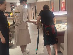 -海底捞火锅(崇文门新世界百货店)