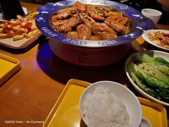-钳小厨疯味1987肉蟹煲(美一城广场店)