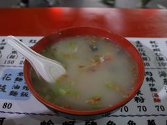 -六合夜市
