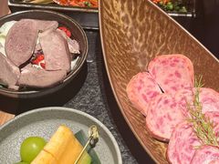 -三出山火锅(南京万象天地店)