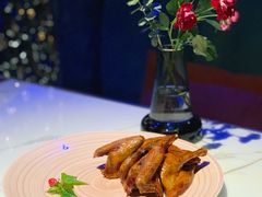 玻璃脆乳鸽-岁粤Moon·湖景餐厅(月光码头店)