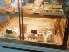 面包甜点陈列柜-佩家私房烘焙(宝龙店)