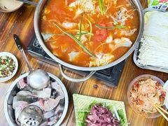 -苗侗地道红酸.酸汤鱼·酸汤牛肉