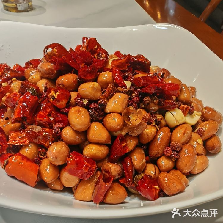 天门山脚下藏了33年的“土菜江湖”