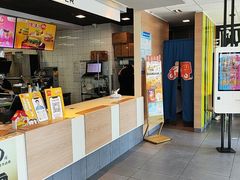 -麦当劳(假日广场店)