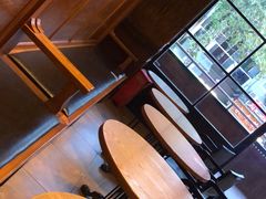 -星巴克(武汉欧利新天地店)