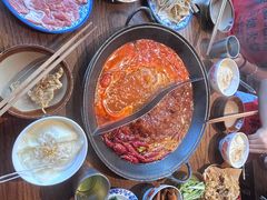 -萍姐火锅·公路夜市(武汉首店)