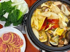 -菌之家·专业纯野生菌火锅·特色炒菌