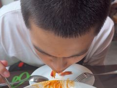 -Chom Cafe and Restaurant