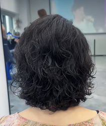 -首脑美发沙龙