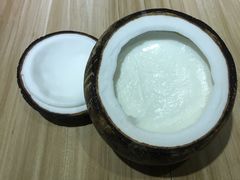 -志龙皇冠吃货椰子铺