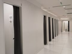 -优衣库(上海正大广场店)