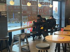 -肯德基(汤逊湖店)