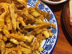 干炸鲜蘑-六禾熏酱小酒馆·东北菜(海甸岛店)