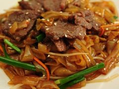 干炒牛河-紫金客家菜·石锅猪肚鸡(十年店)