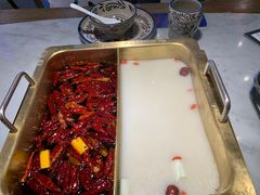 -尚尚仙·酸汤猪手·猪肚鸡火锅(华联万柳购物中心店)